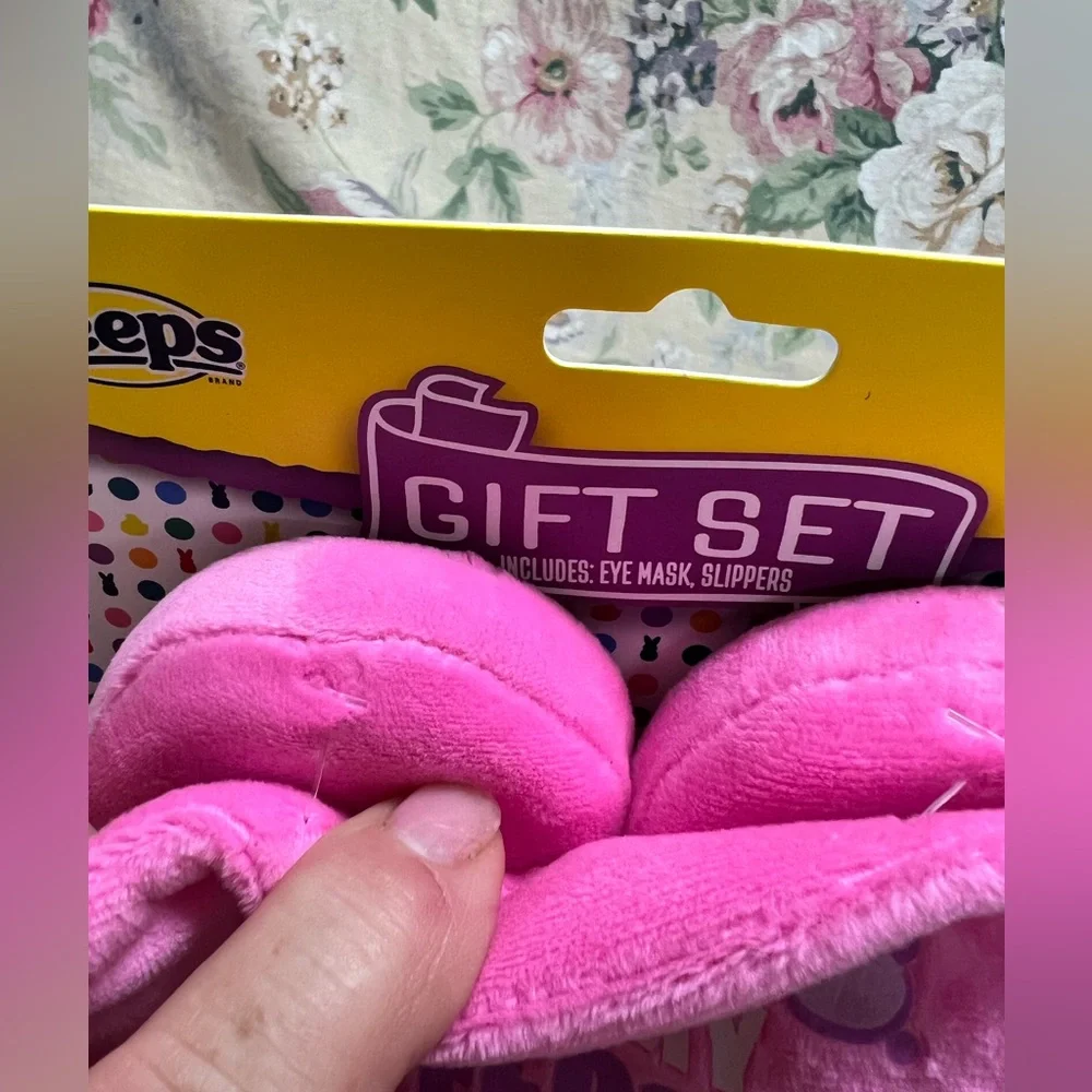 Peeps slippers sleep mask & 2 pair socks